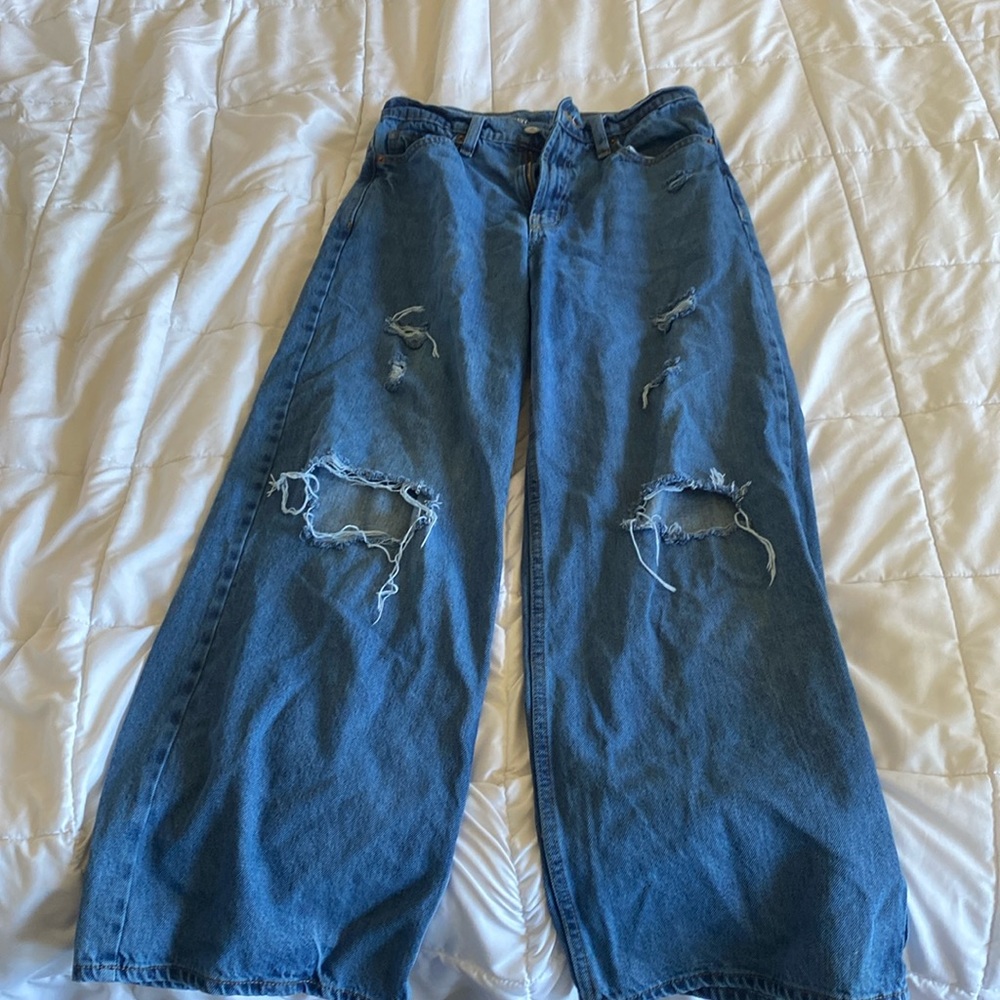wide leg, high rise jeans